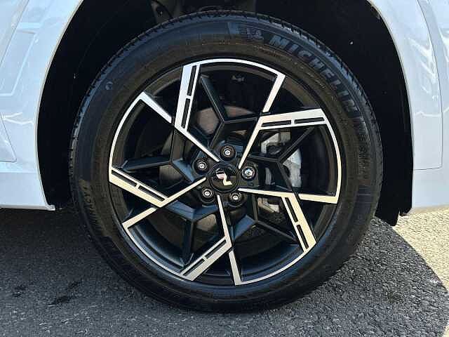 Hyundai TUCSON 1.6 T-GDi N Line S SUV 5dr Petrol Hybrid Auto Euro 6 (s/s) (215 ps)