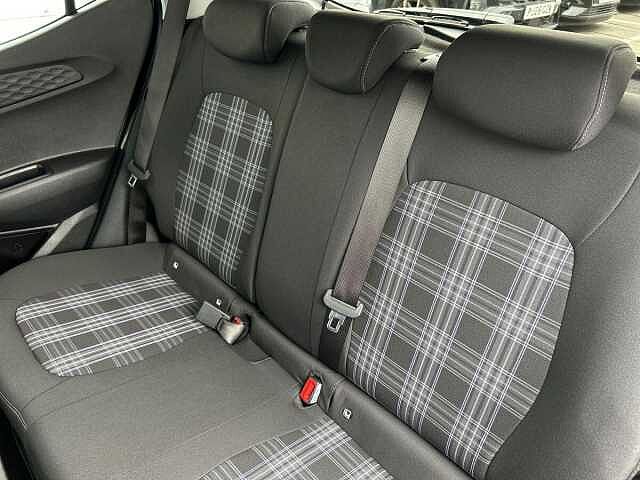 Hyundai I10 1.0 Premium Hatchback 5dr Petrol Auto Euro 6 (s/s) (63 ps)
