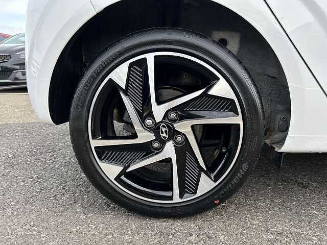 Hyundai I10 1.0 Premium Hatchback 5dr Petrol Auto Euro 6 (s/s) (63 ps)