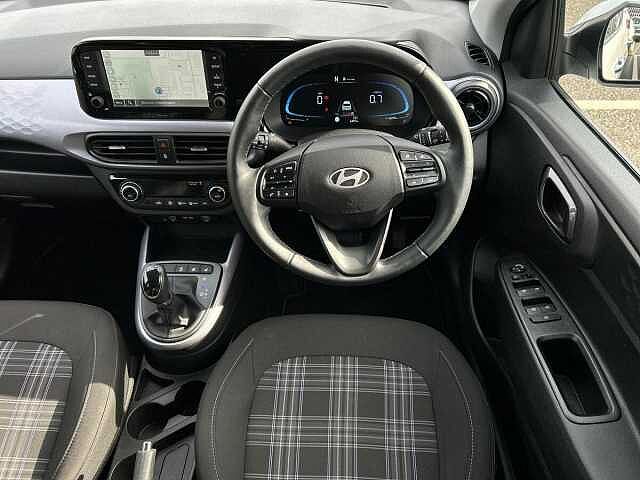 Hyundai I10 1.0 Premium Hatchback 5dr Petrol Auto Euro 6 (s/s) (63 ps)