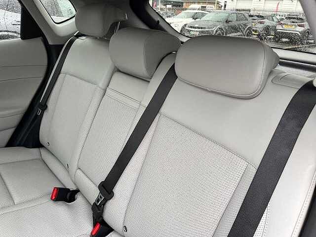 Hyundai KONA 1.6 h-GDi Ultimate SUV 5dr Petrol Hybrid DCT Euro 6 (s/s) (141 ps)