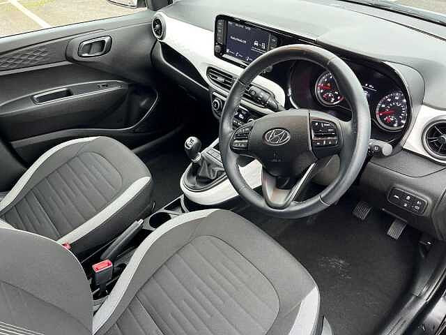 Hyundai I10 1.0 Premium Hatchback 5dr Petrol Manual Euro 6 (s/s) (67 ps)