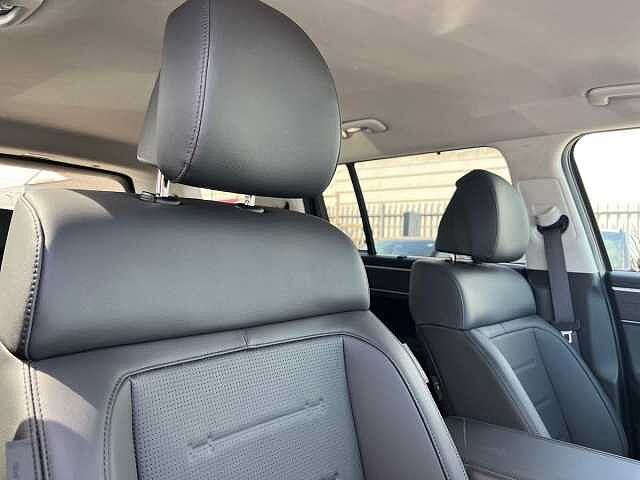 Hyundai SANTA FE 1.6 h T-GDi Premium Auto Euro 6 (s/s) 5dr (7Seat) Olive Green