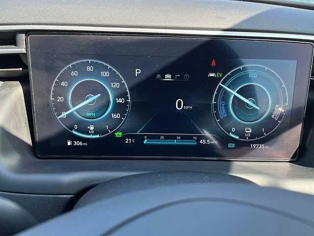 Hyundai TUCSON 1.6 h T-GDi Premium SUV 5dr Petrol Hybrid Auto Euro 6 (s/s) (230 ps)