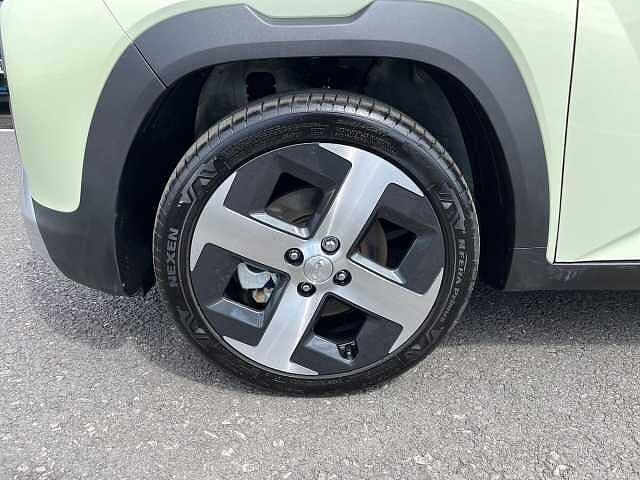 Hyundai INSTER Long Range 49kWh 02 Auto 5dr Yellow