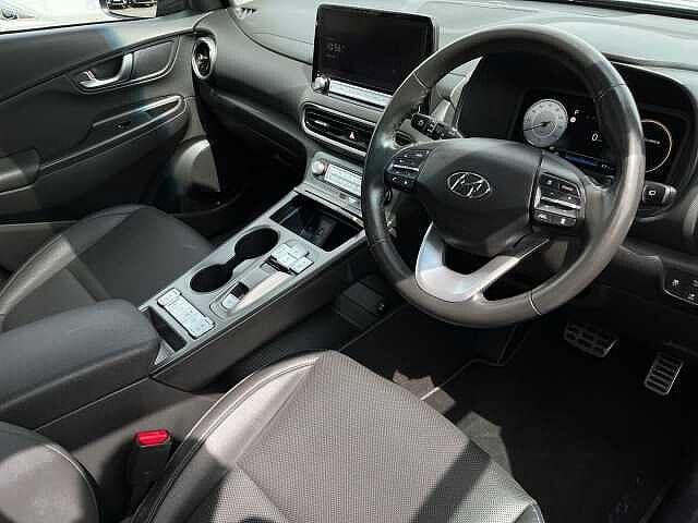 Hyundai KONA 64kWh Ultimate SUV 5dr Electric Auto (10.5kW Charger) (204 ps) Black