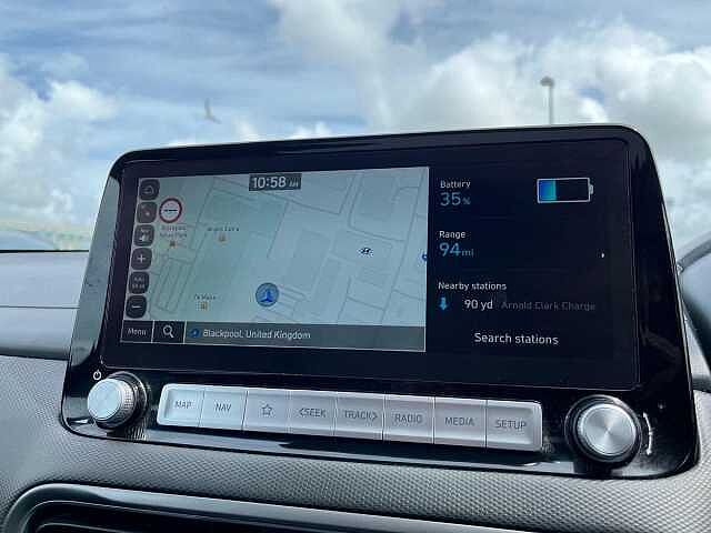 Hyundai KONA 64kWh Ultimate SUV 5dr Electric Auto (10.5kW Charger) (204 ps) Black