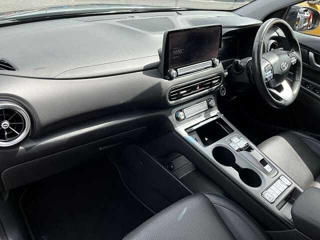 Hyundai KONA 64kWh Ultimate SUV 5dr Electric Auto (10.5kW Charger) (204 ps) Black