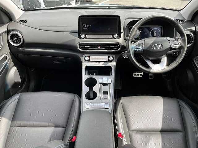 Hyundai KONA 64kWh Ultimate SUV 5dr Electric Auto (10.5kW Charger) (204 ps) Black